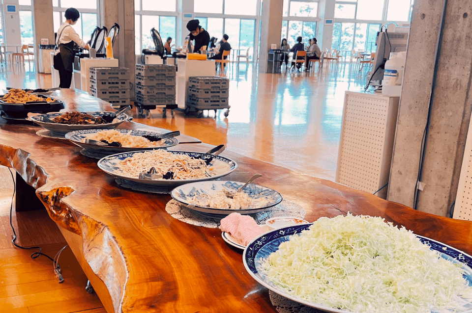 社員食堂 厨房隊 イメージ